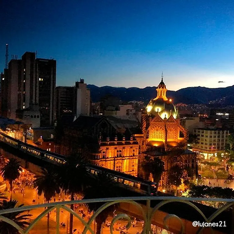 Hotel Nutibara Medellín 3*,